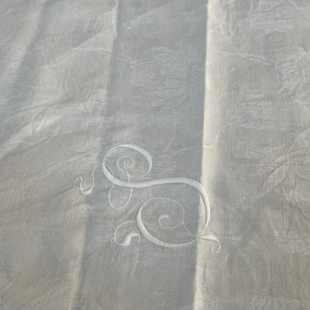 Linen Tablecloth 64